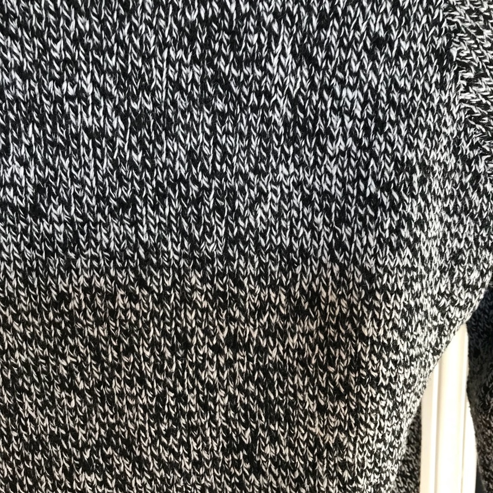Marled black and grey sweater - Picture 7 of 7